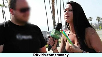 Preview 1 of Follando A Mi Tia Por Chantaje - Desperate teen naked in public and fucks to pay rent 17