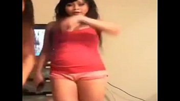 Preview 3 of Com Yummy - NI&Ntilde_AS BAILANDO