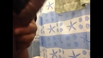 Preview 4 of Lambs Lond Xxx Videos - IMG 1329.MOV
