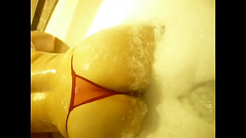 Preview 1 of Bus In Sexy Video - esposa d.