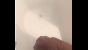 Preview 4 of Zero Xx - My gf shaking her ass