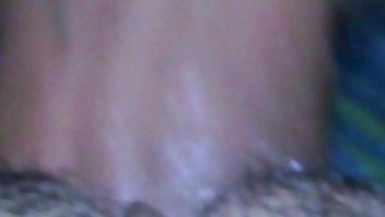 Preview 1 of Son See Her Mom Sex - abordito de cama con el telefono  caserito