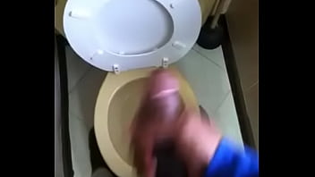 Preview 4 of Large Big Pens In Ass American - capturedvideo.MOV
