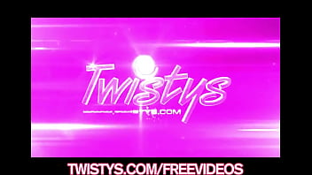 Preview 1 of Tenna Porn - Wondrous brits bombshell Chelsea French polishes herself to