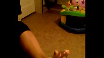 Preview 4 of Pamili Story - Sexy hood Latina FOOTJOB 3