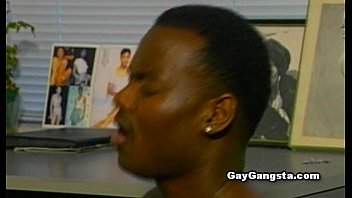 Preview 3 of Out Sperma Double Penetrasi - Ebony Gays Awesome Assfuck