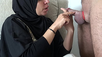 Preview 3 of Lesbian Hand Down Pants - Arab Cuckold Wife And Stepson