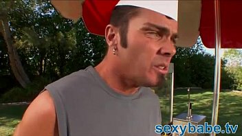 Preview 2 of Sasha Rose Gallery 68 - Sexy blonde jogger sucks guy off in park