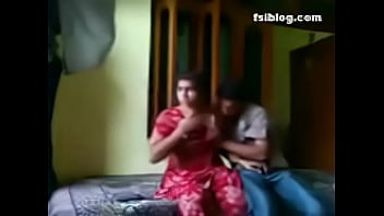 Preview 2 of Hot Slut Gags On A Bigdick - Bhabhi
