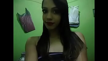 Preview 1 of Gabriela Lp - Transex Eduarda Vieira mandando beijinho