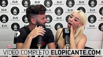 Preview 3 of 30 In Cook - LORE SOFIA MUESTRA COMO LE GUSTA EL SEXO ORAL