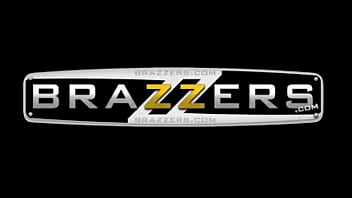 Preview 1 of Curvy Mom Son Story - Brazzers,  pornstart!!! grandes tetas
