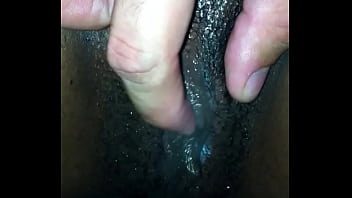 Preview 1 of Zxxx X Xxxx - Siririca no carro