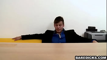 Preview 2 of Xxx Izzy - Horny amateur hunk sucking and tugging a hard cock