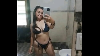 Preview 1 of Remote Vibrator Prank - Linda y puta
