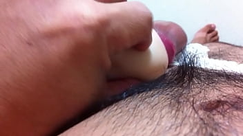 Preview 1 of Girl First Time Sex First Touch - IMG 0029[1].MOV
