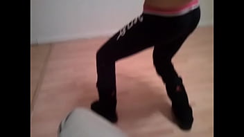 Preview 1 of Escort Small Dick - playing around