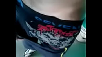 Preview 1 of Mother Kiss Her Boy - masturbada en el ba&ntilde_o