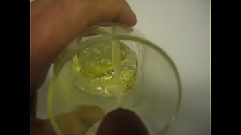 Preview 2 of Xvideomp4 Downloadcom - piss in a glass
