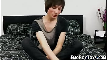 Preview 1 of Adds Small - Emo twink jerking off