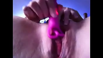Preview 4 of Deski Chut Mami Ki - trim.3D7D2D05-B623-4F5D-BEF1-52082D77485B.MOV