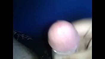 Preview 3 of A Young Mom - Masturbandome