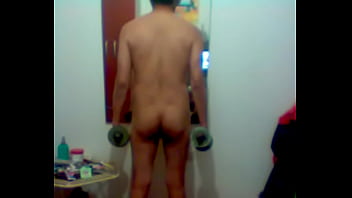 Preview 3 of Big Cock Small Cock - asiendo rutina.AVI
