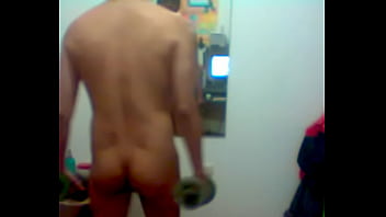 Preview 1 of Big Cock Small Cock - asiendo rutina.AVI