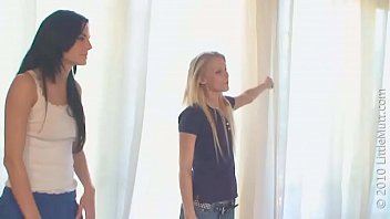 Preview 1 of Filmer Ma Femme - Aliz and Kelli Stone - Behind The Scenes