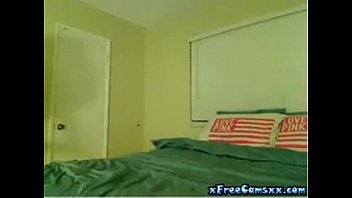 Preview 1 of El Crimen Del Padre Amaro - Pretty Lightskin Ho On Webcam