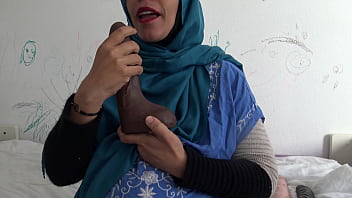 Preview 3 of Hindi Sex Video 12 - Pregnant Egyptian Milf Wants Anal Sex