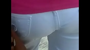 Preview 4 of Grope And Touch On Bus - vecina cancun 2.3GP
