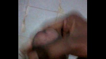 Preview 4 of Sunnyleone Sixc Mp4 - Hand job New