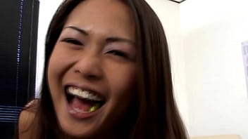 Preview 3 of Sexy Milf Leanne Cam - Beauty asian girl perfect ass