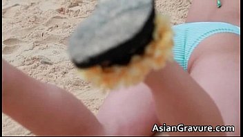 Preview 4 of Mdh Nylonkitty - Great real asian cuttie on a beach