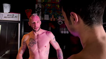 Preview 2 of Mome Douter Boyfriend - Submissive until the last drop of juice