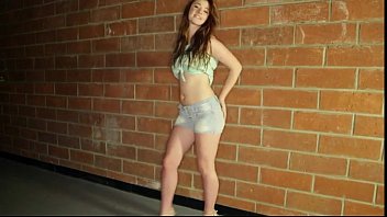 Preview 1 of Sexy Mature Mom With Big - Redhead girl sucks and gets cumshot pov