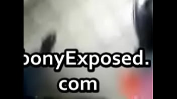 Preview 2 of Eski Xnx Taro - Amateur ebony girlfriend gives