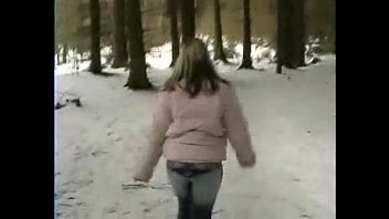 Preview 1 of Monny Cas - snowjob