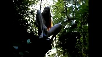 Preview 1 of Inocente Menor De Edad - Horny couple gets naughty in woods