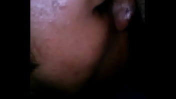 Preview 4 of Seachclose Door - Haciendole oral a un amigo
