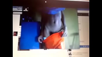 Preview 3 of Shemale Hend Job - travesuras por la cam