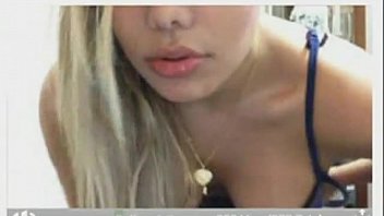 Preview 3 of Gros Seins Jupe Courte - Liziane Sampaio twitcam 6 Miss BumBum