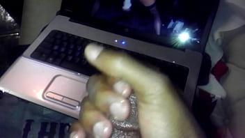 Preview 3 of Pantat Tembam Awek Melayu - jerking my big oiled dick to juicy ass
