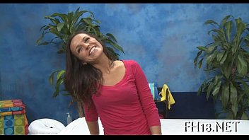 Preview 2 of Happy Tags Sherpini Aunty - Chap is banging teen wench
