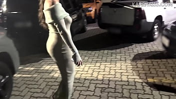 Preview 2 of And Boyfriend Fuking Dowanload - Quando desci do carro o manobrista ficou me olhando e s&oacute_ precisei dar uma piscadinha pra ele entender o recado e me segu ...