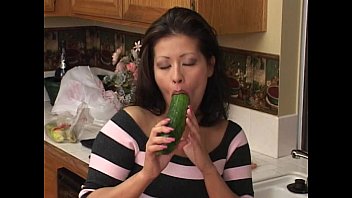 Preview 1 of Sara Luvv Full Time - Fat brunette inserts corn and cucumbers in pussy
