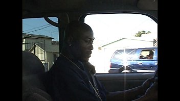 Preview 1 of Video Rip Xxx - Ebony slut fucking big cock