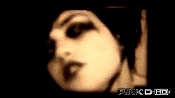 Preview 1 of Sel Pkak Kam Umra Ka - Sasha Grey turns Red