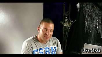 Preview 1 of Olg Fuck - That guy squeezes in to fuck